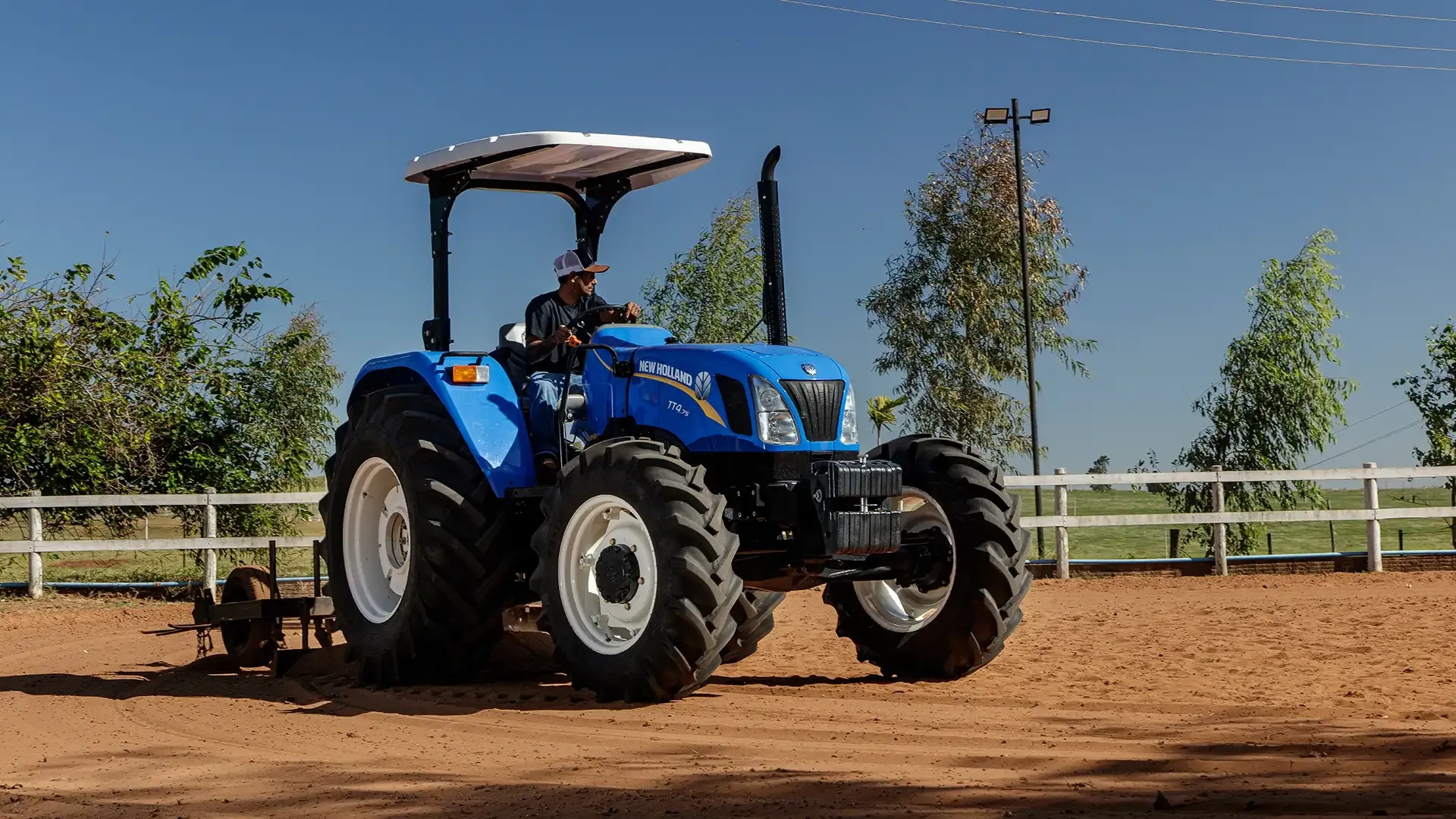 imgi_11_f79beba96c104808a81dad2de82ffa31