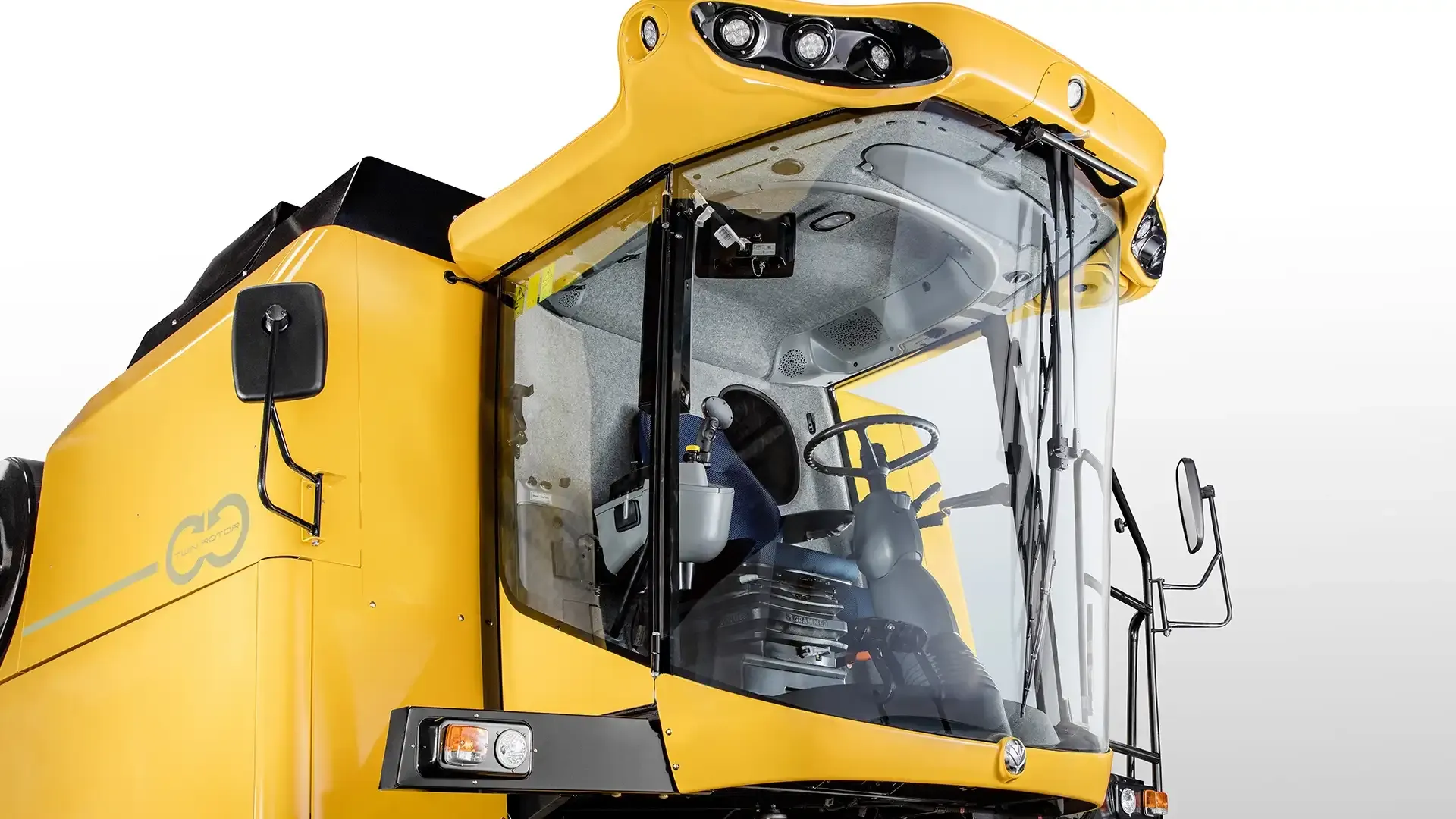 imgi_14_26f907adc8b646f7b5280b3c3cbf484d