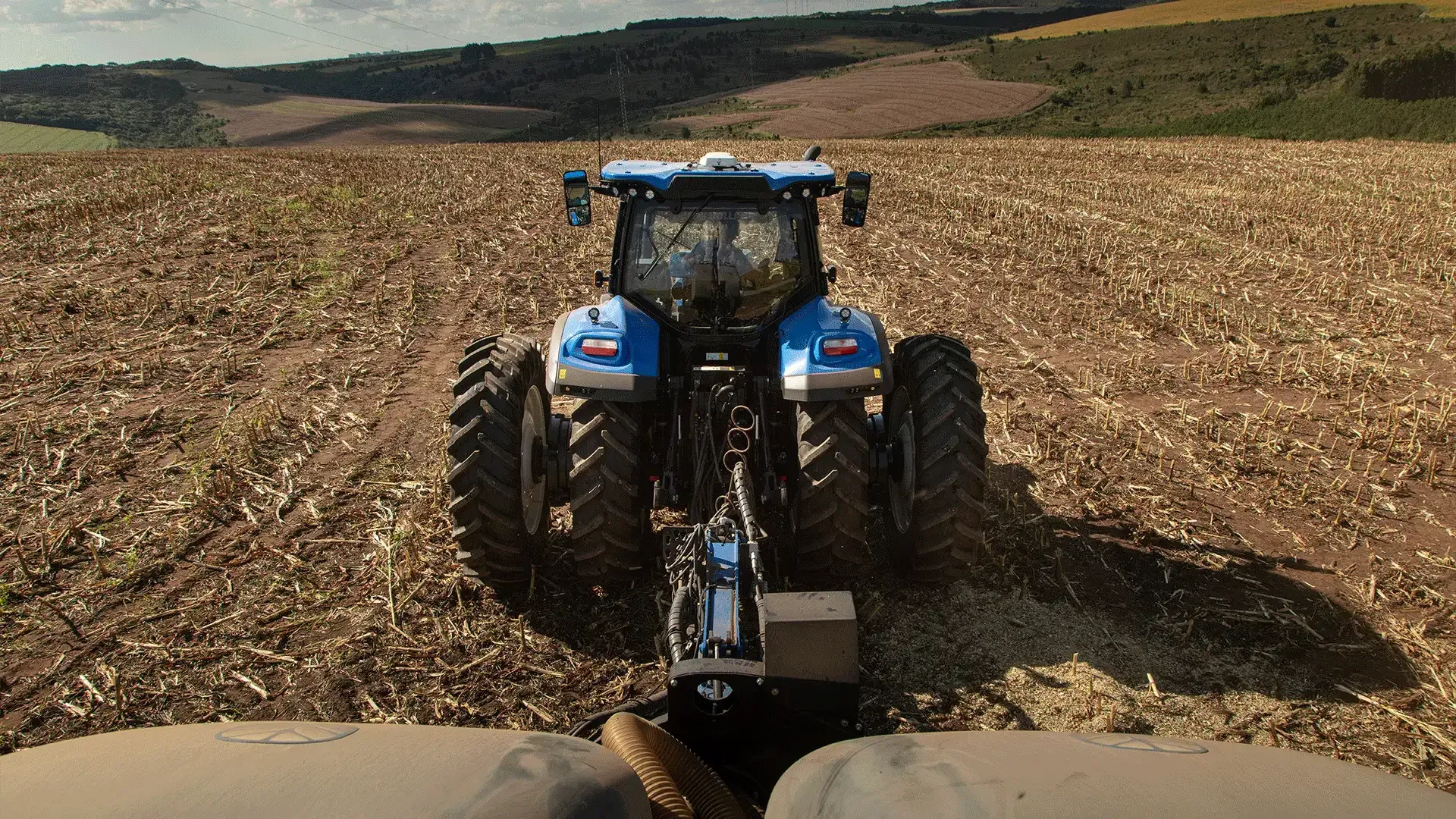 imgi_18_c6df91bfb78c48fbb9e38505bf0bbc0c