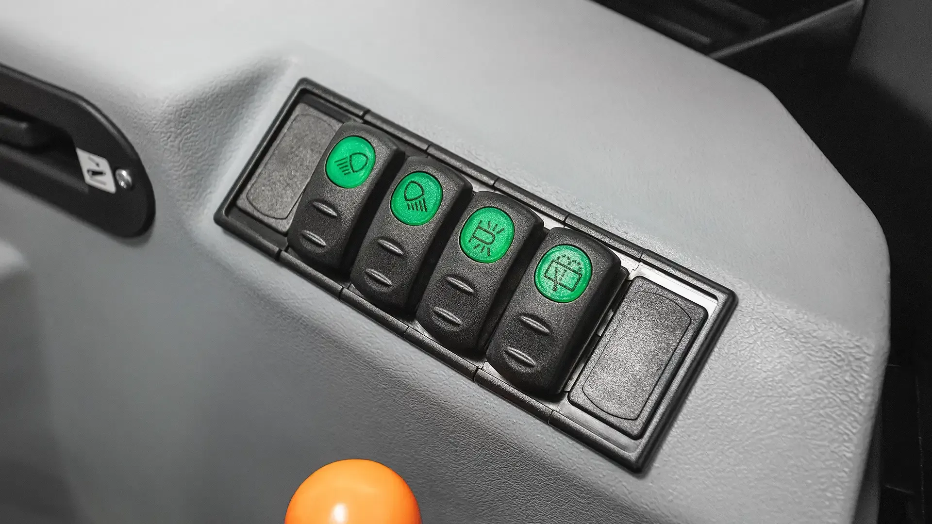 imgi_24_71ac1b627ce2461b92cc44e34f18ef03