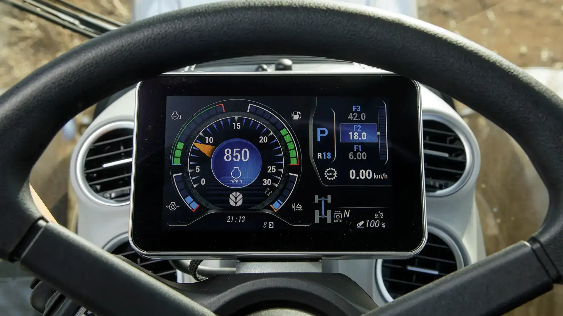 imgi_31_c13e4ee0d14c43d2b85d6a50ae753265